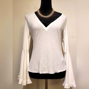 Anama flaired sleeved v neck shirt